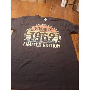 New XL 60 Years of Being Awesome 1962 Tee T-Shirt Top Cotton Short Sleeve